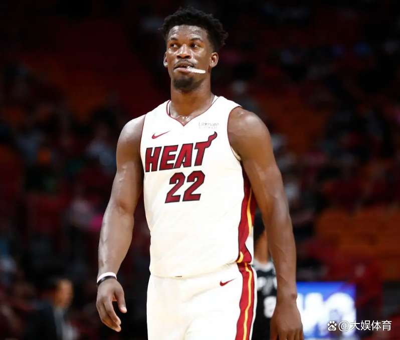 西亚卡姆惊艳全场，巴特勒助攻爆棚，连续三场30+逆转取胜！