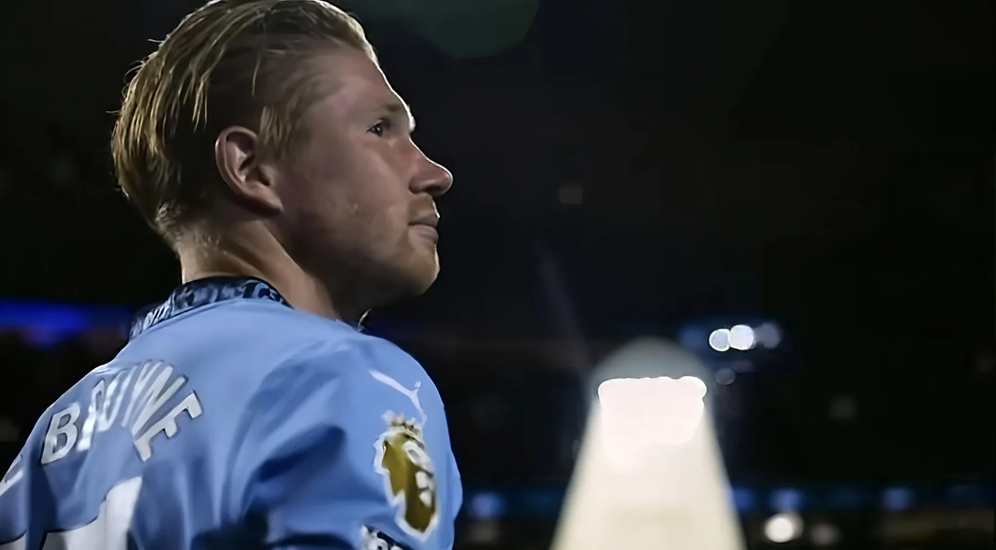  德布劳内重返赛场，爆冷首场状态出色，掘金观众沸腾！引发球迷热议